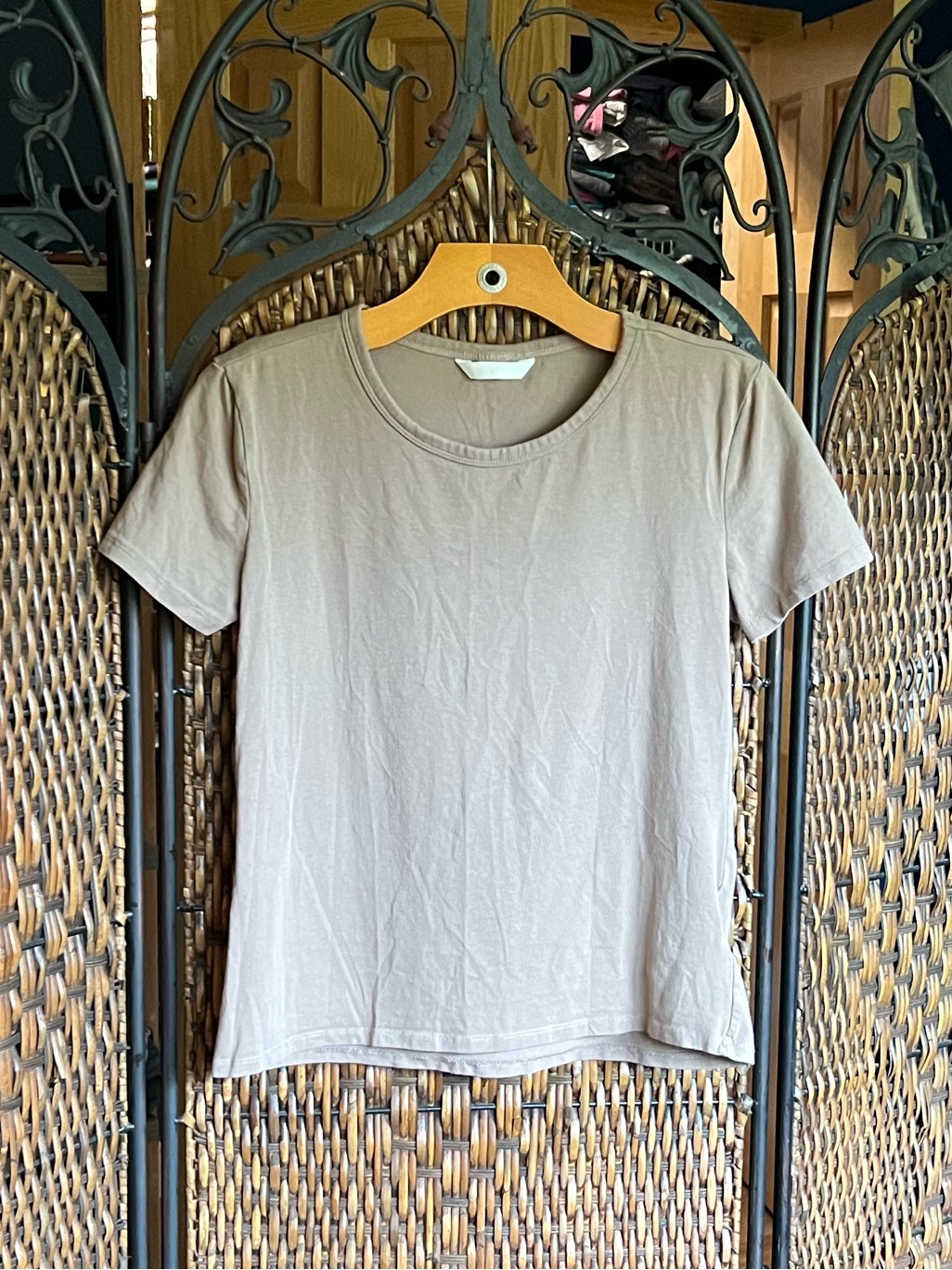 S H&M Brown Cotton Scoop Neck Tee